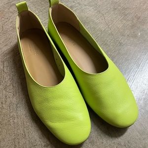 Everlane 9 Lime Green Flats